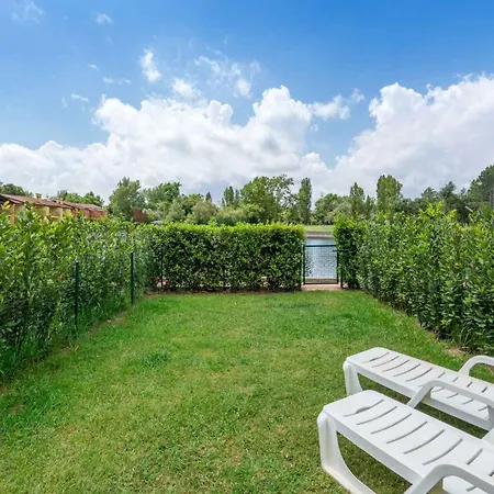 And Apts. In Albarella 24882 Villa *