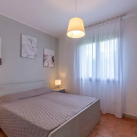 Villa And Apts. In Albarella 24882
