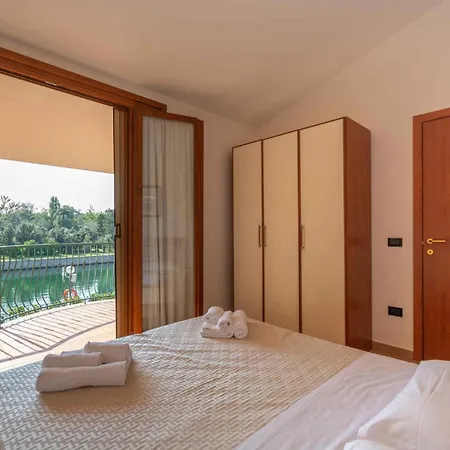 And Apts. In Albarella 24882 Albarella Island